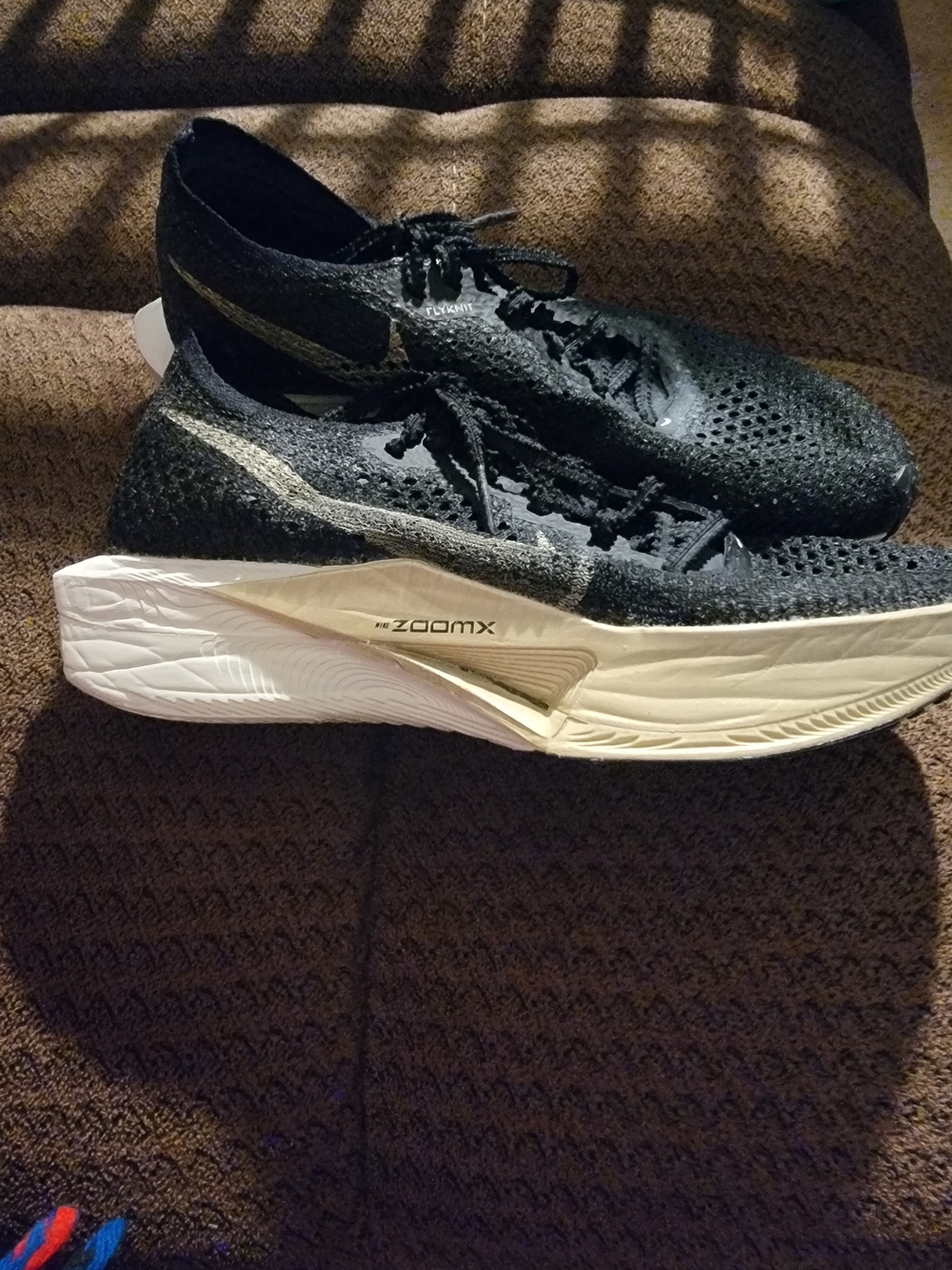 Nike VAPORFLY 3 Black, Gold, White ZoomX Flyknit Racing Shoes